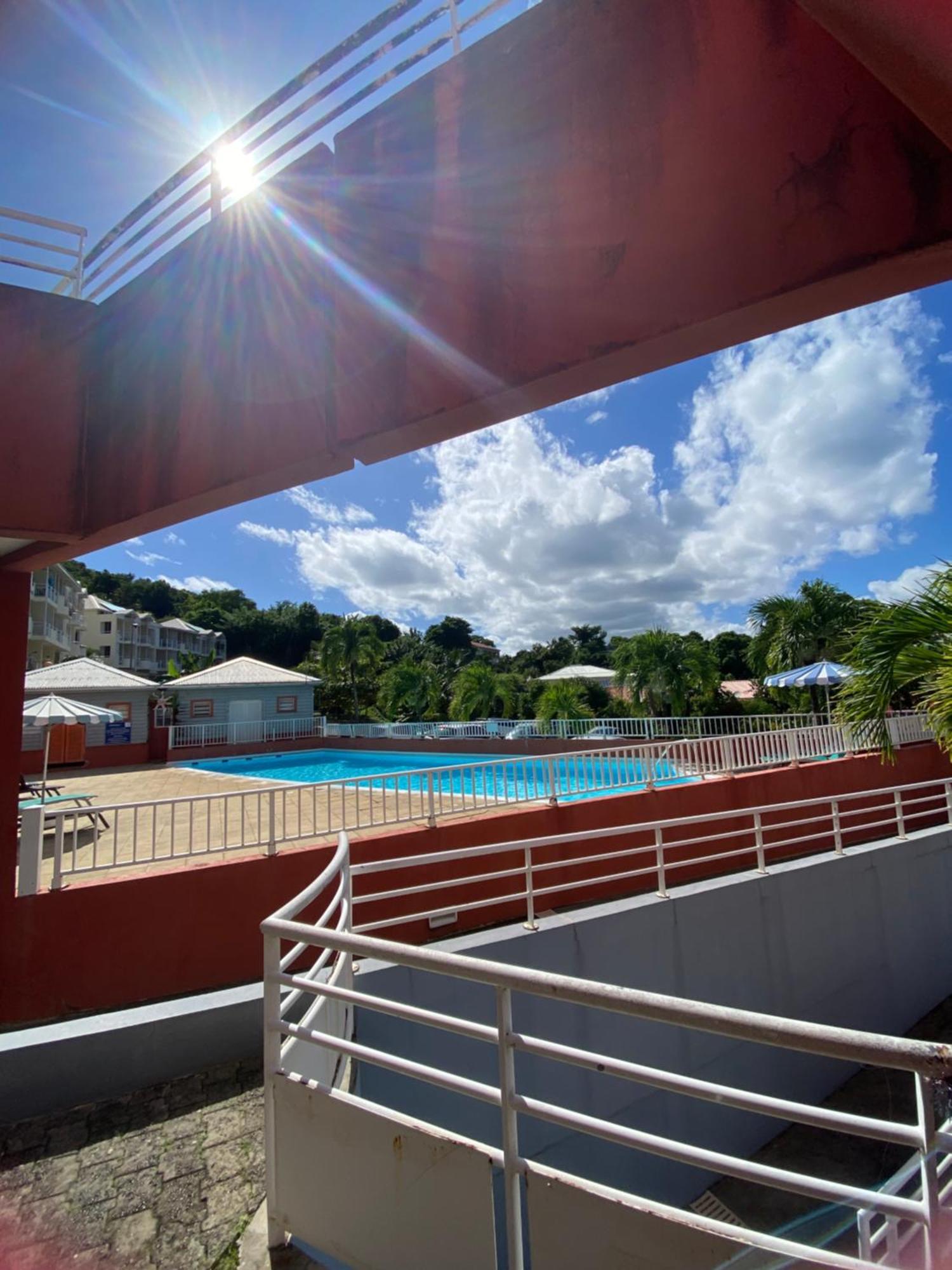 Studio Paisible Avec Piscine, Pas Loin De La Plage ลา ทรินิเต ภายนอก รูปภาพ